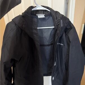 Columbia Men's Black Raincoat